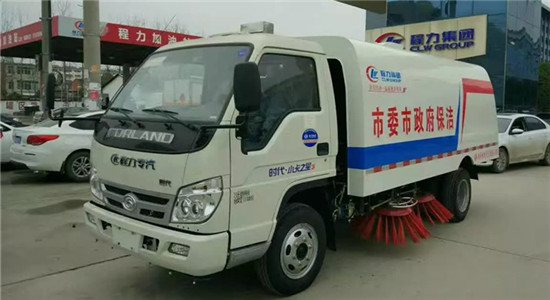 福田掃路車︱3噸掃路車圖片