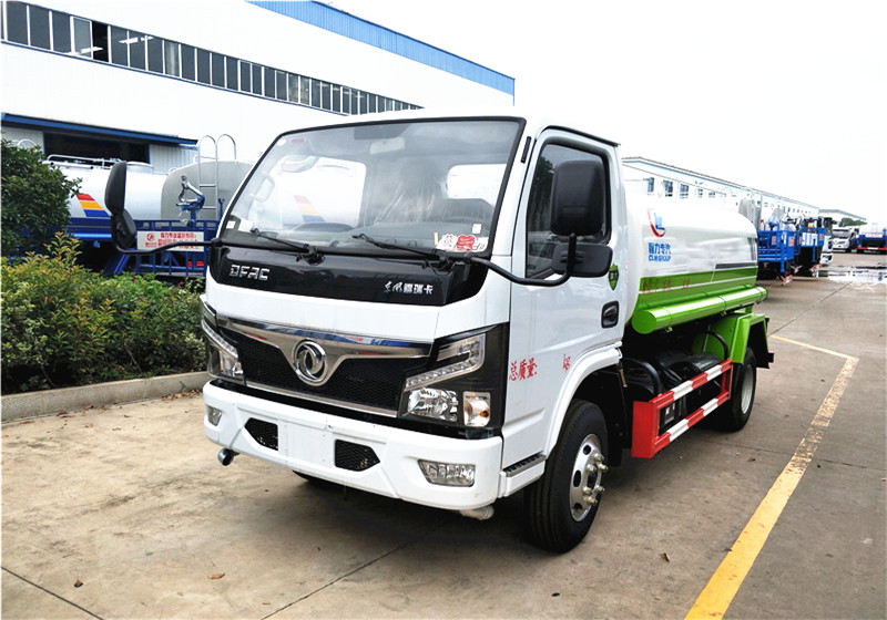 東風(fēng)福瑞卡灑水車︱5噸灑水車圖片