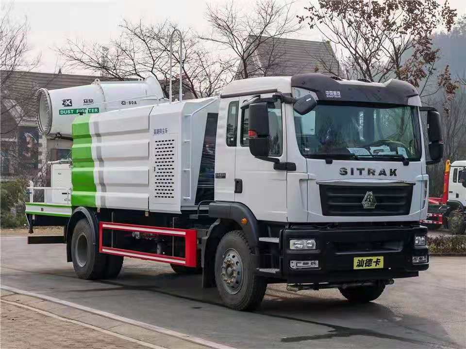 重汽汕德卡抑塵車（60-100米）