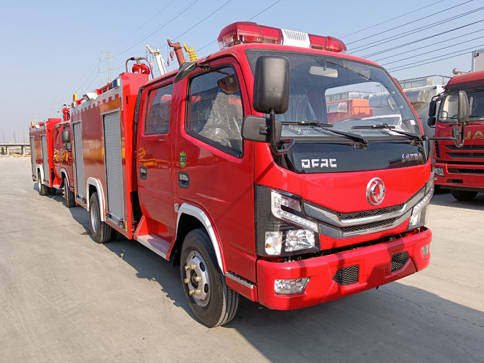 5噸消防灑水車_民用小型消防車_1.5-3.5噸水罐消防車現(xiàn)車價(jià)格